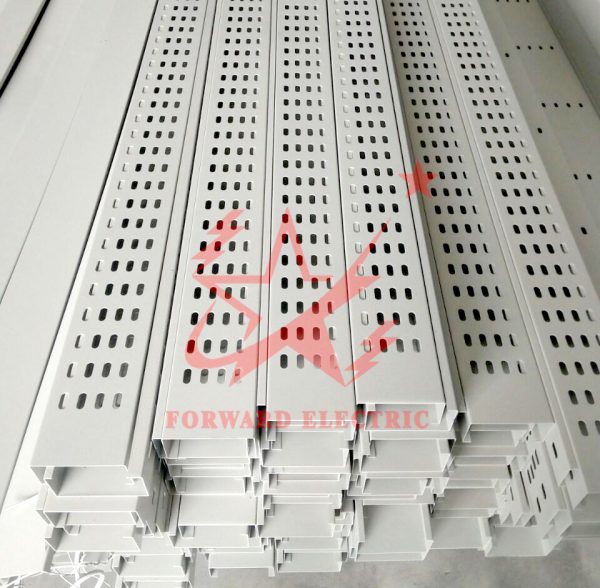 Khay cáp (máng đục lỗ)